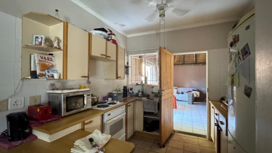 2 Bedroom Property for Sale in Rhodesdene Northern Cape